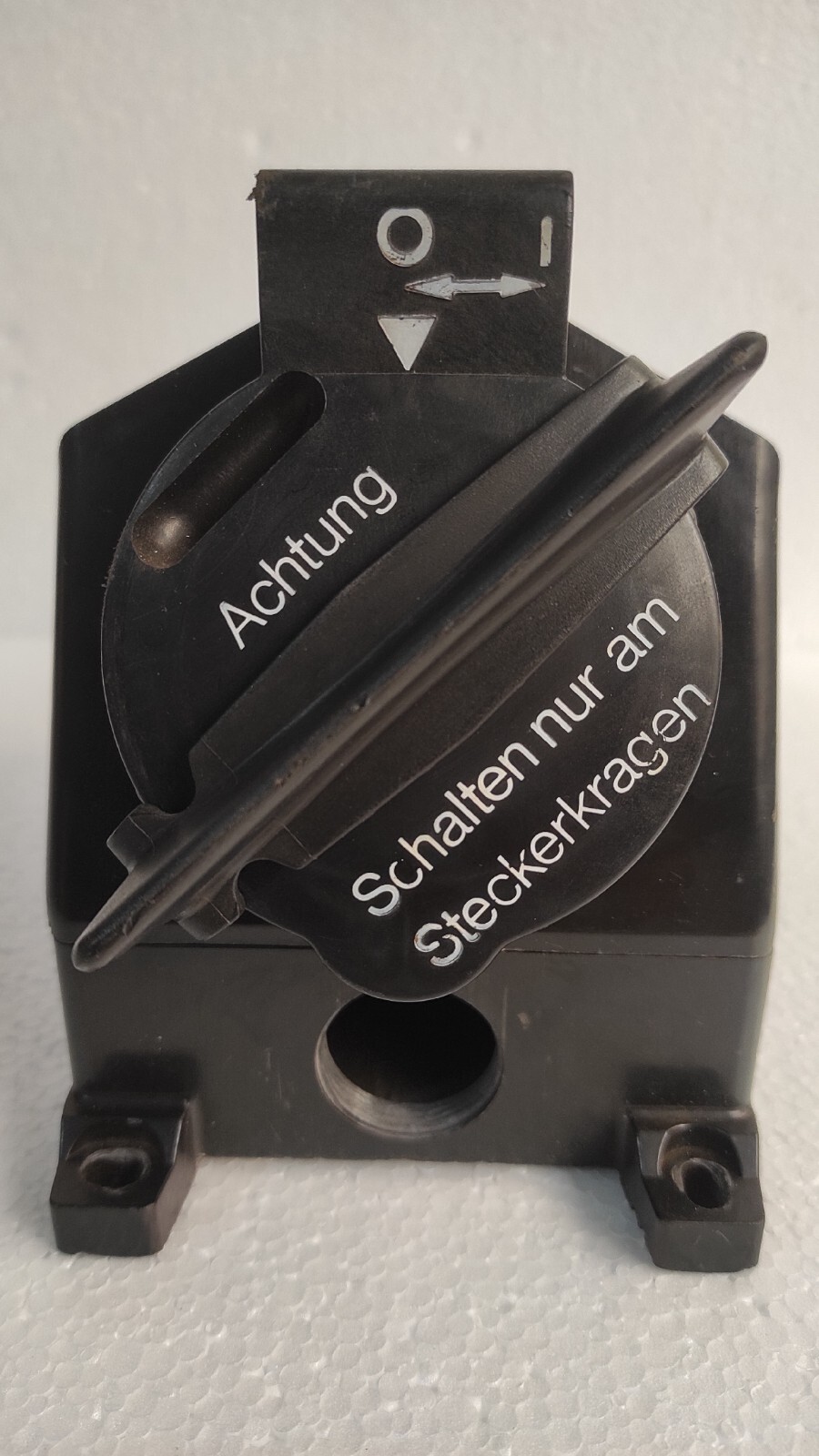 admin/uploads/uploads/ABB ghg 531 4407 - GHG 531 4407 Explosion Proof External Socket_3.webp